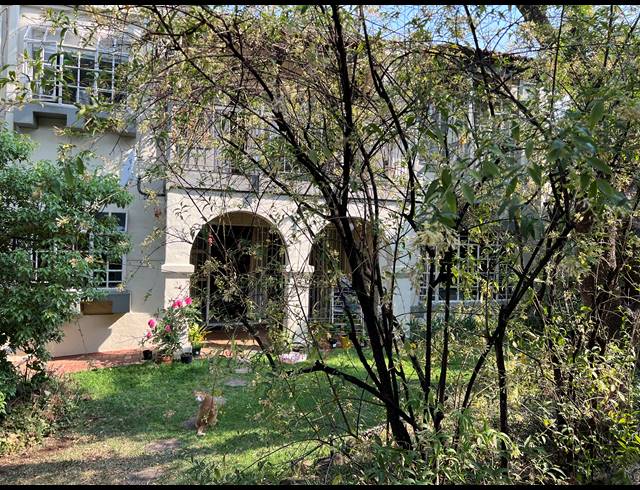 2 BEDROOM APARTMENT SOLD IN BRYANSTON